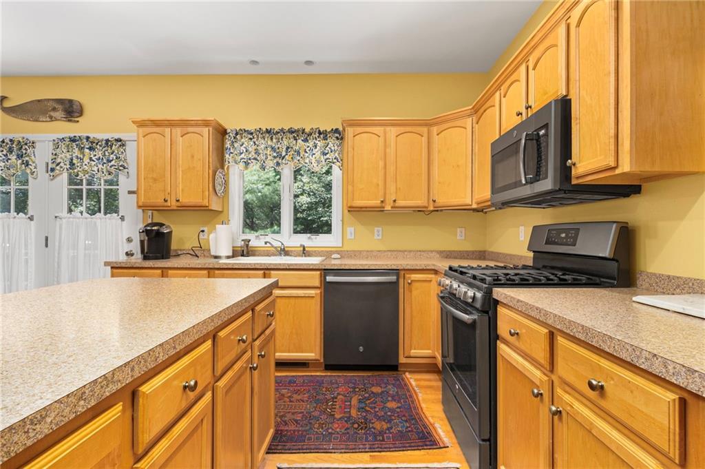 59 Sylvan Way Property Photo 15