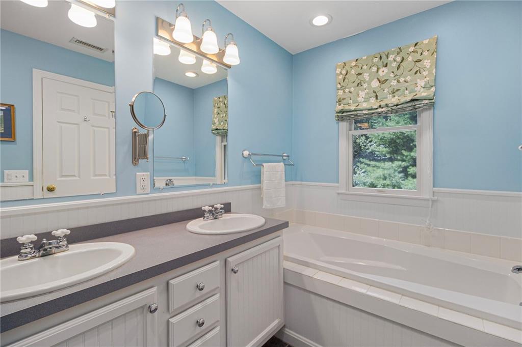 59 Sylvan Way Property Photo 39