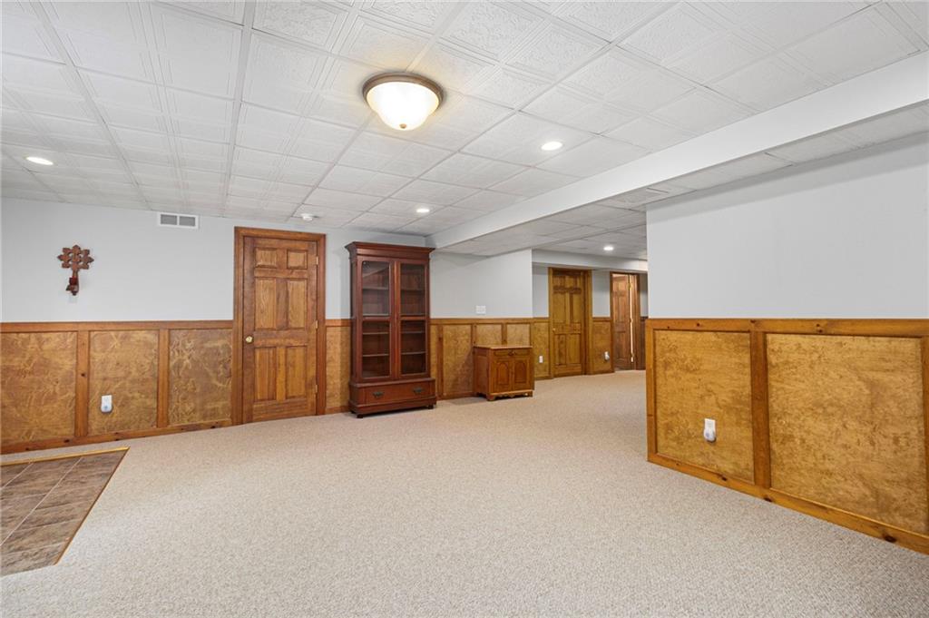 59 Sylvan Way Property Photo 44