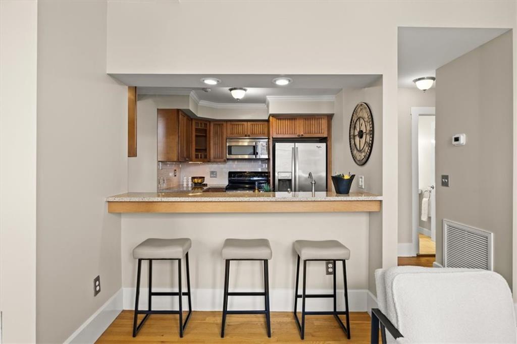 10 East Street Unit 5 Property Photo 6