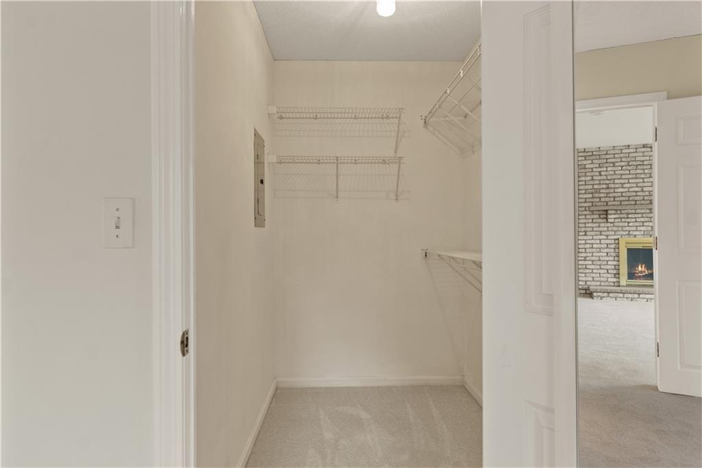 650 East Greenwich Avenue Unit 5-405 Property Photo 23