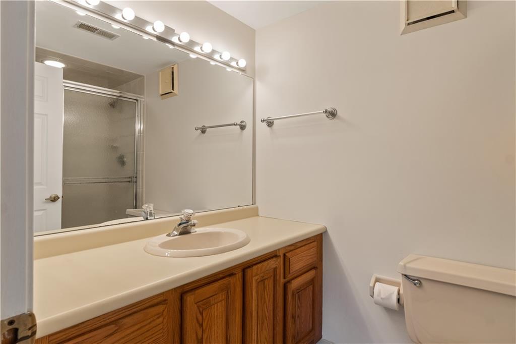 650 East Greenwich Avenue Unit 5-405 Property Photo 28