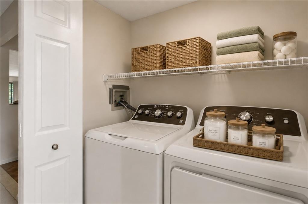 650 East Greenwich Avenue Unit 5-405 Property Photo 30