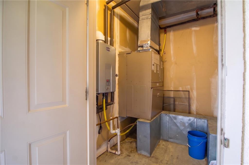 650 East Greenwich Avenue Unit 5-405 Property Photo 34