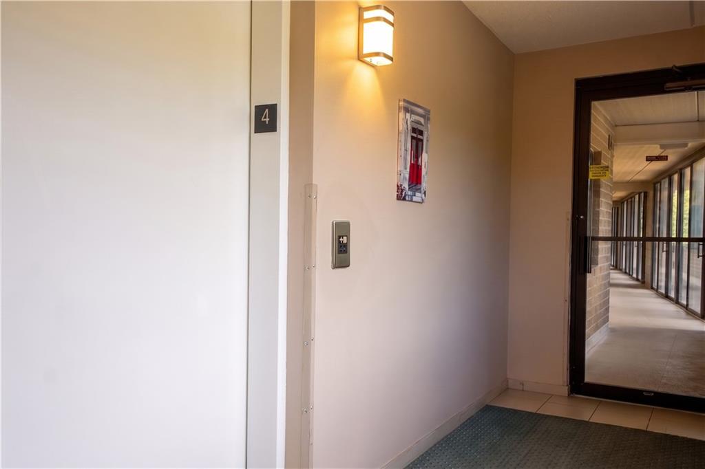 650 East Greenwich Avenue Unit 5-405 Property Photo 35