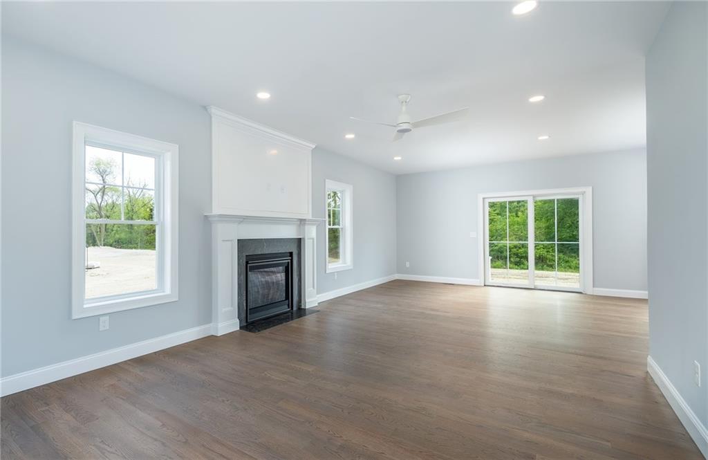 4 Upper Farm Way Property Photo 11