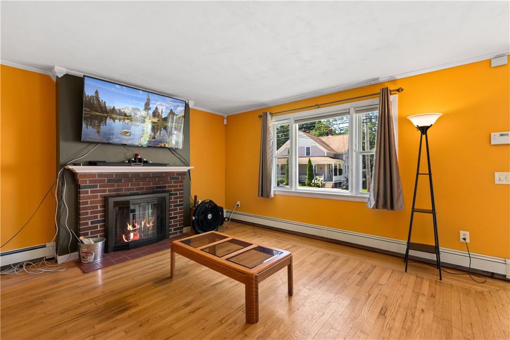 389 Great Road Property Photo 3