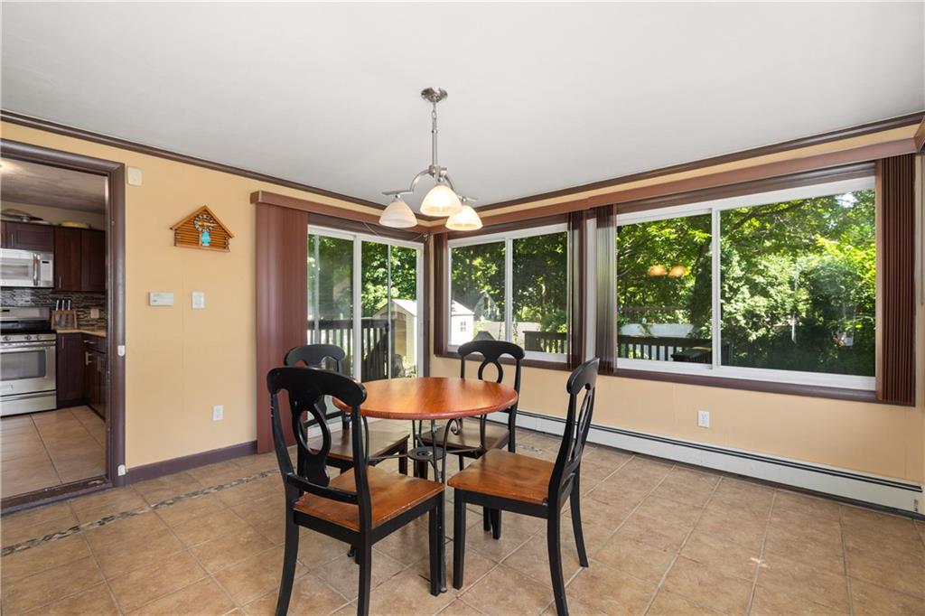 389 Great Road Property Photo 9