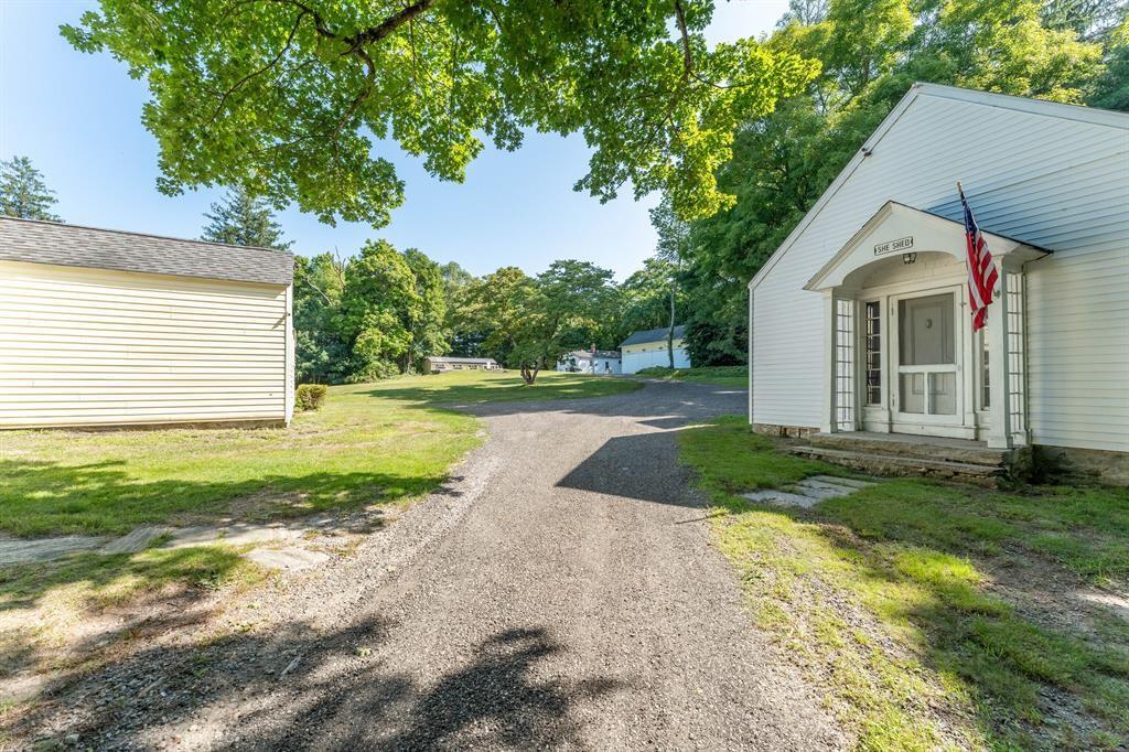 1530 Hartford Pike Property Photo 22