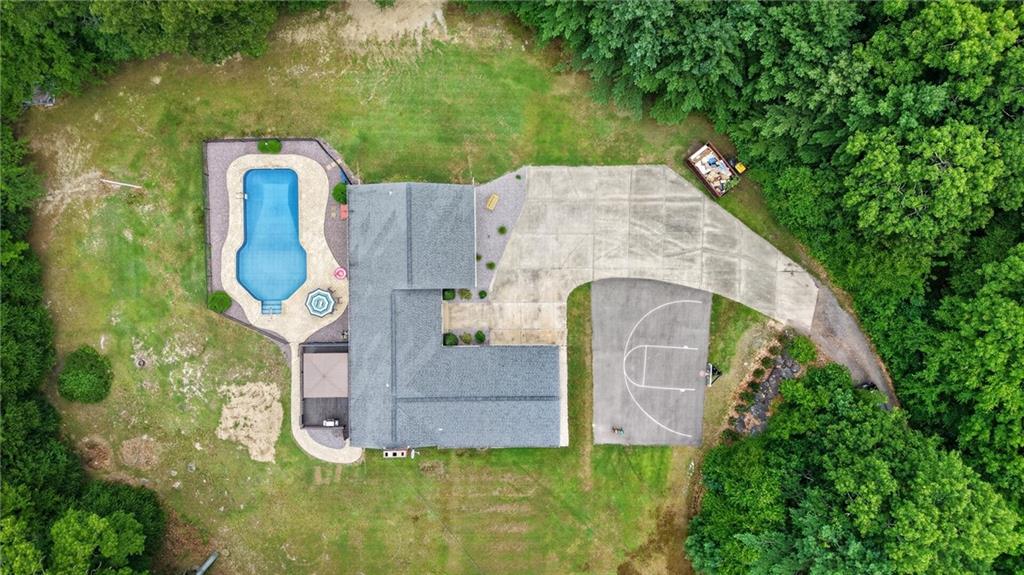 884 Reynolds Road Property Photo 15