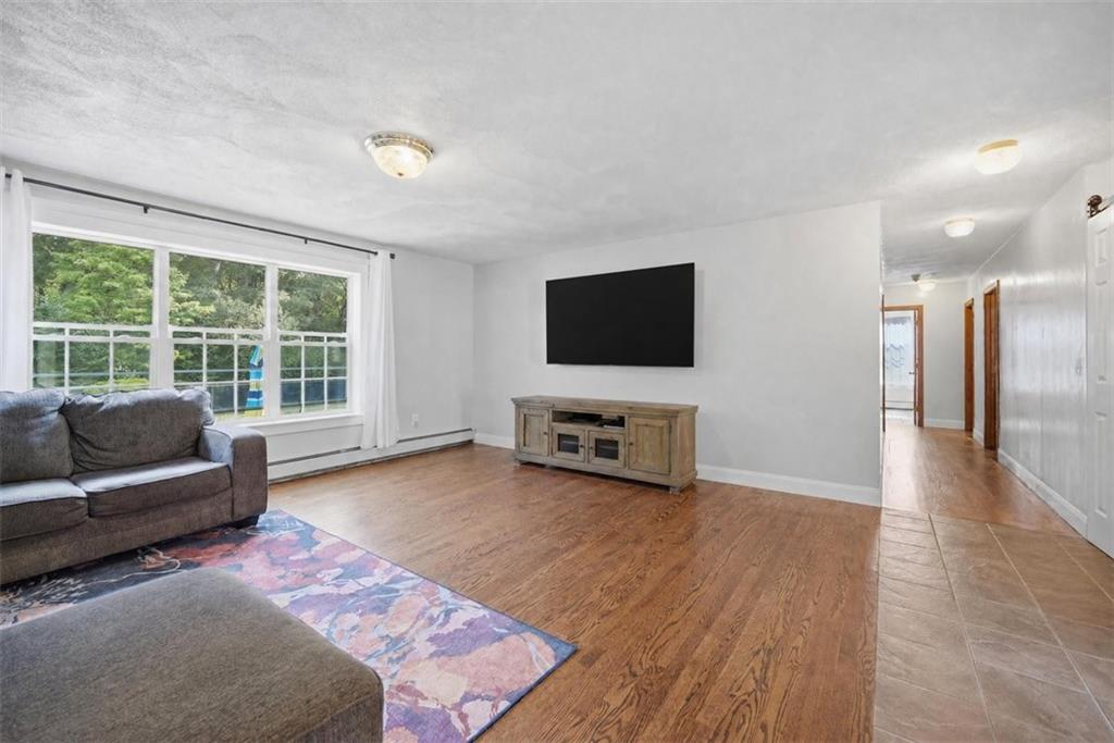 884 Reynolds Road Property Photo 17