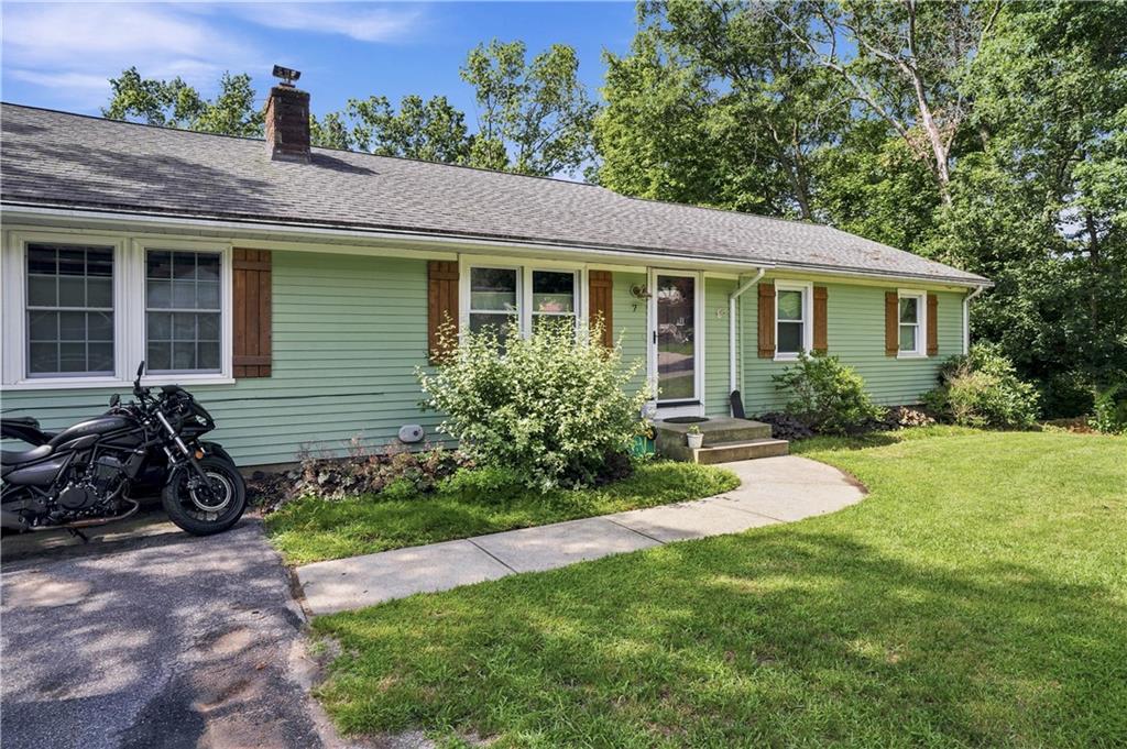 7 Byrd Avenue Property Photo 1