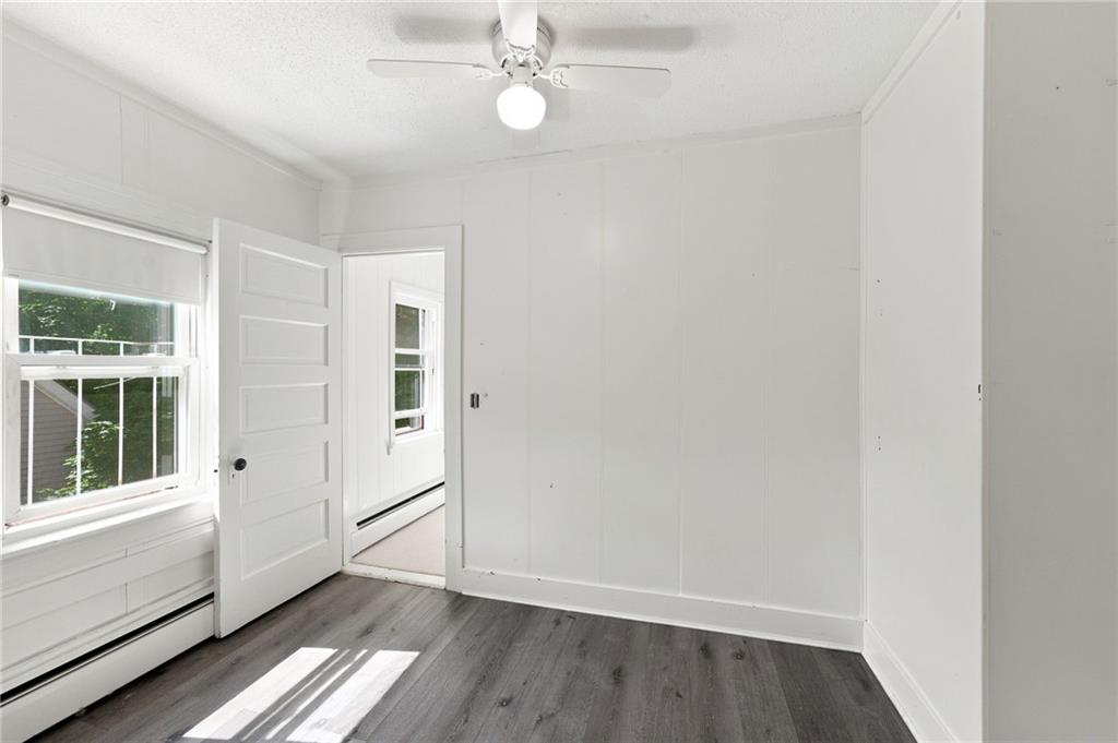 330 Waterman Avenue Property Photo 16