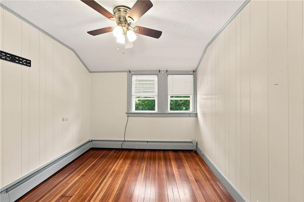 330 Waterman Avenue Property Photo 24