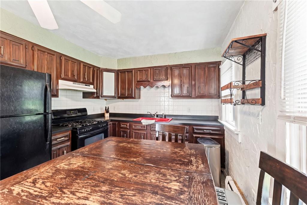 330 Waterman Avenue Property Photo 34