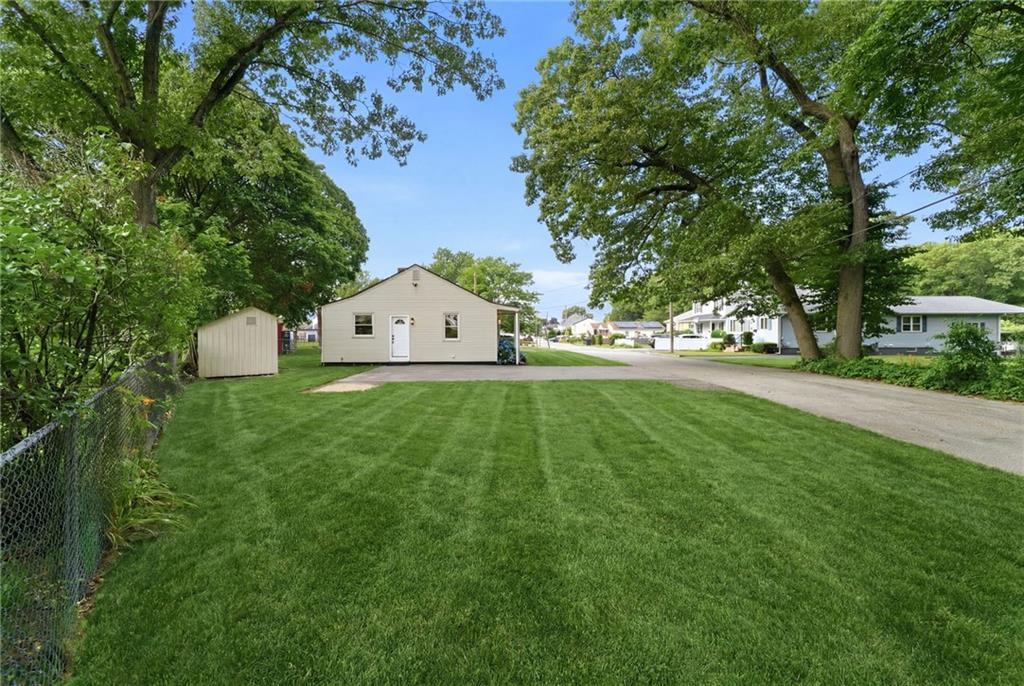 28 Plain Street Property Photo 3