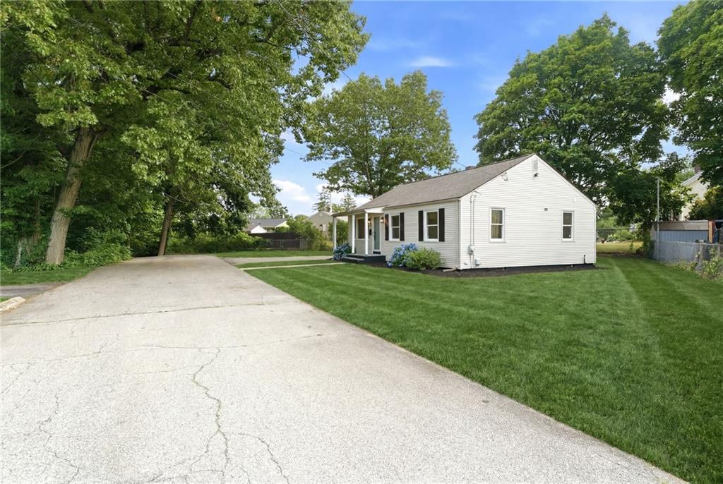 28 Plain Street Property Photo 5