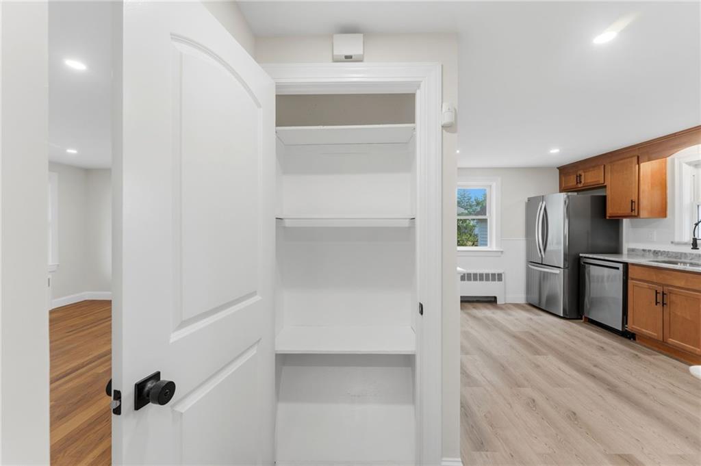 28 Plain Street Property Photo 12