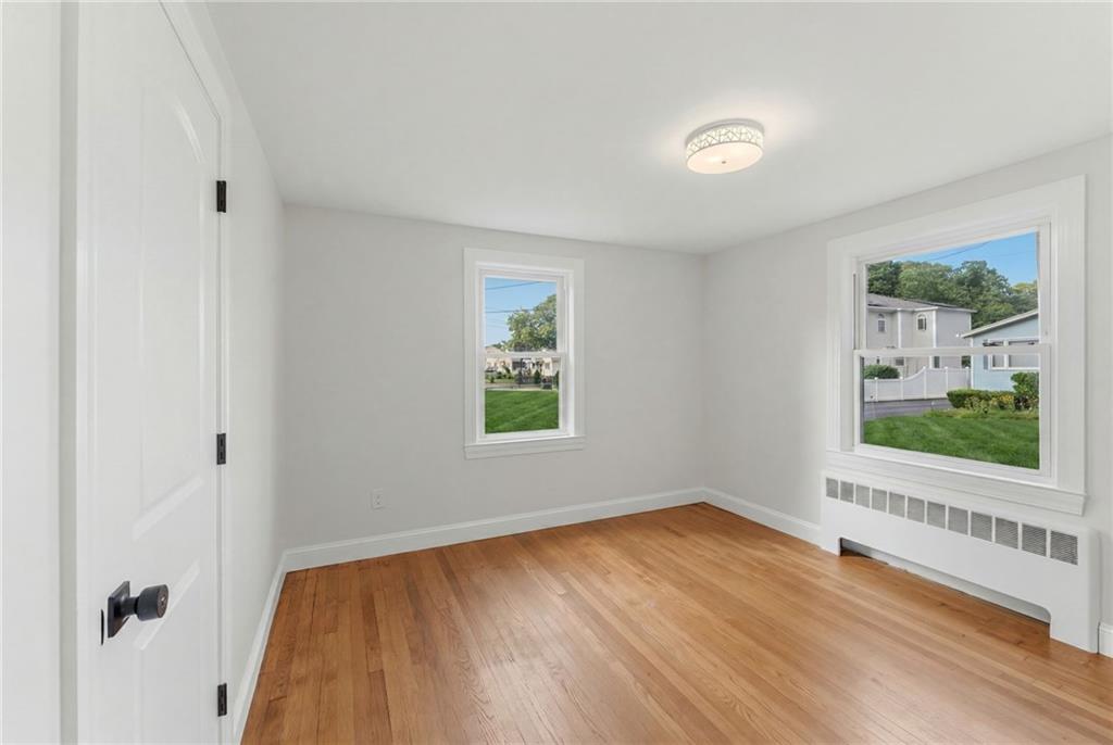 28 Plain Street Property Photo 25