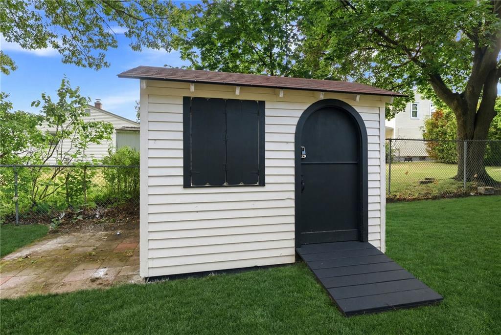 28 Plain Street Property Photo 32