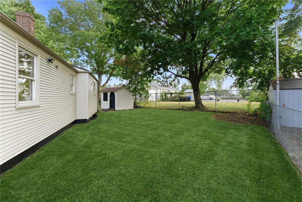 28 Plain Street Property Photo 33