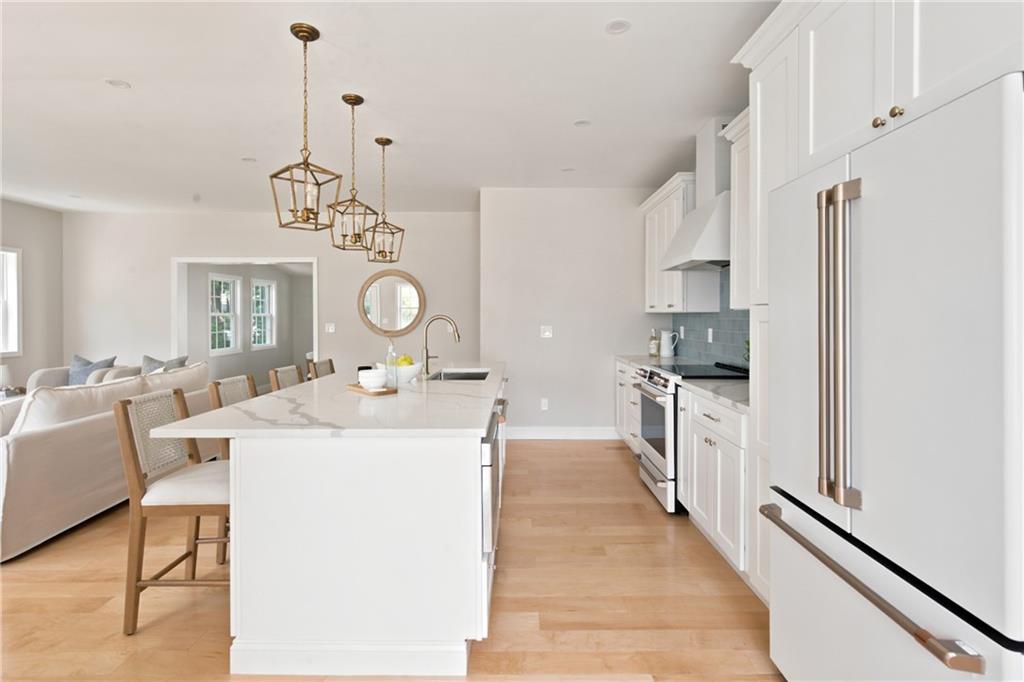 11 Juniper Street Property Photo 17