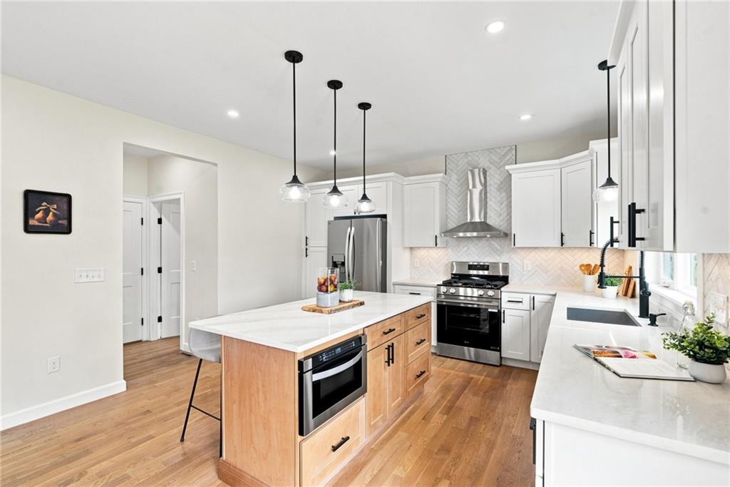 50 Planet Avenue Property Photo 2