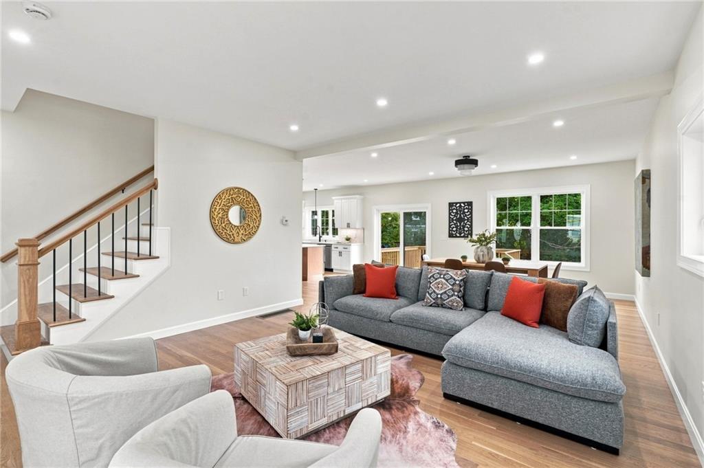 50 Planet Avenue Property Photo 17