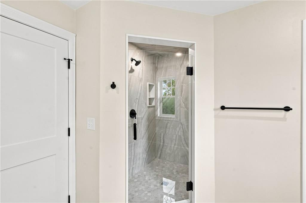 50 Planet Avenue Property Photo 26