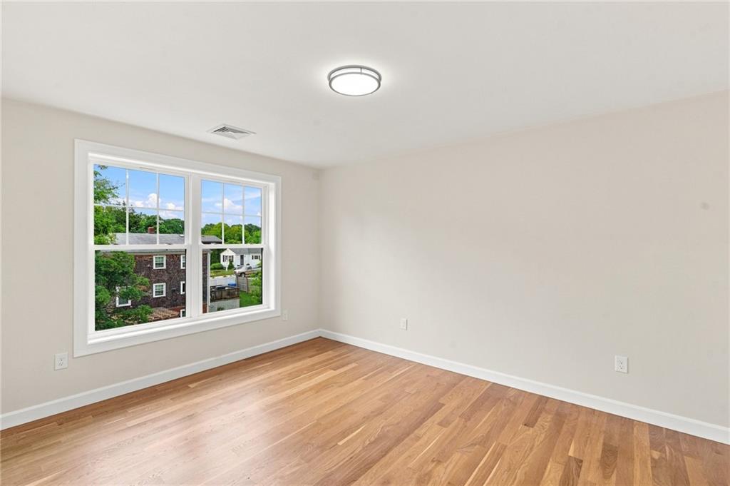 50 Planet Avenue Property Photo 31
