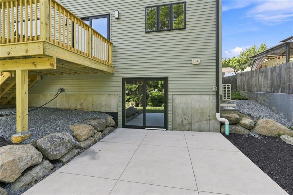 50 Planet Avenue Property Photo 38