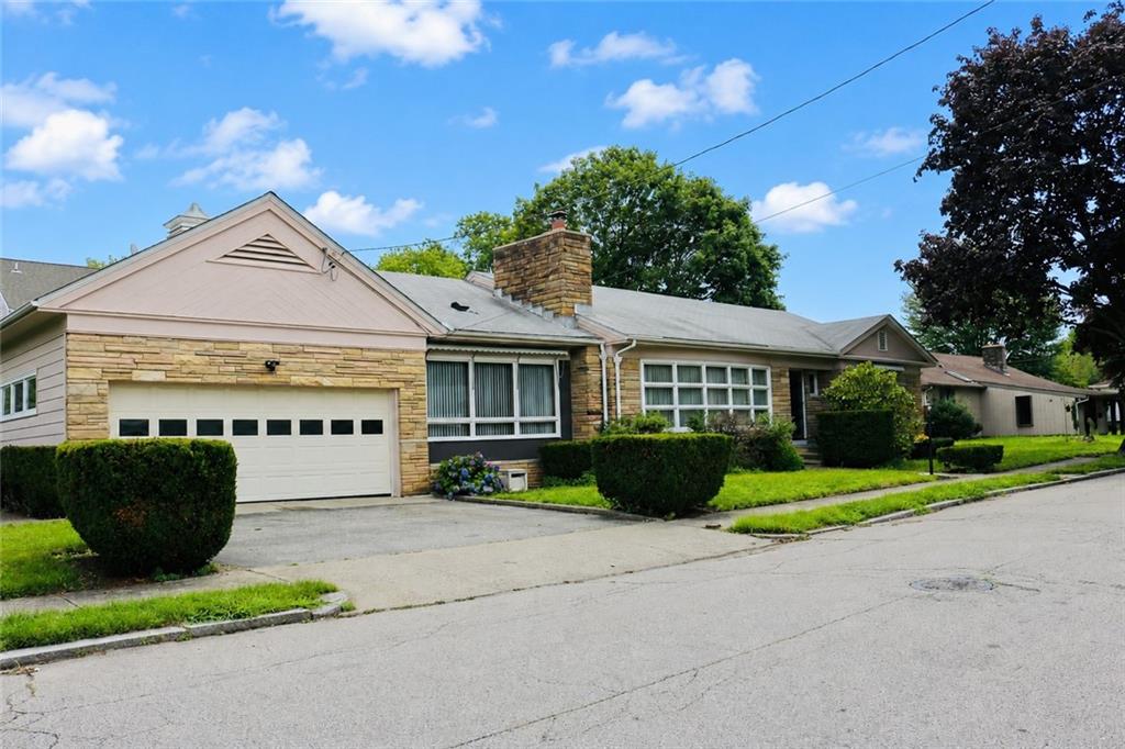 123 Berlin Street Property Photo 1