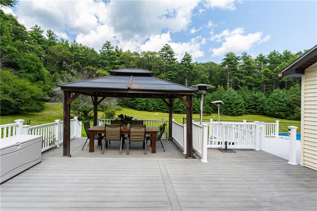 94 Susan Bowen Road Property Photo 18