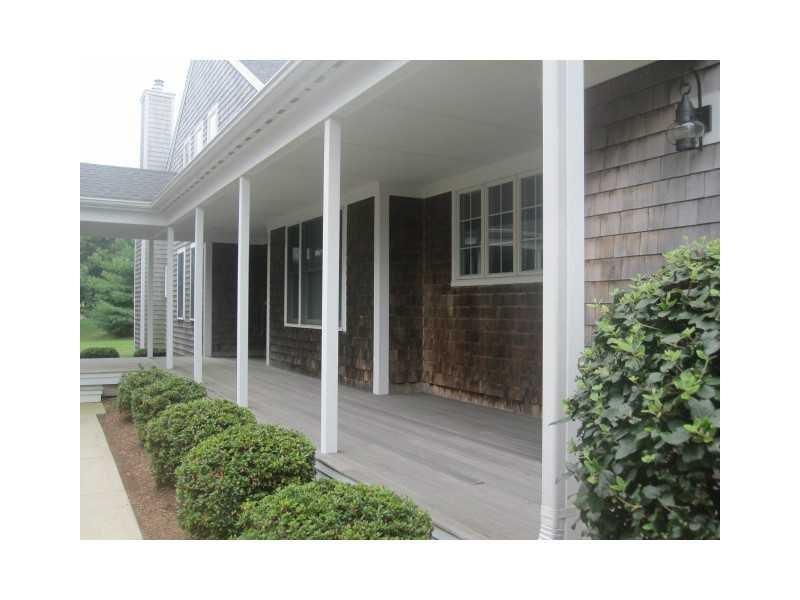 99 FERRY LANDING Circle Property Photo 1
