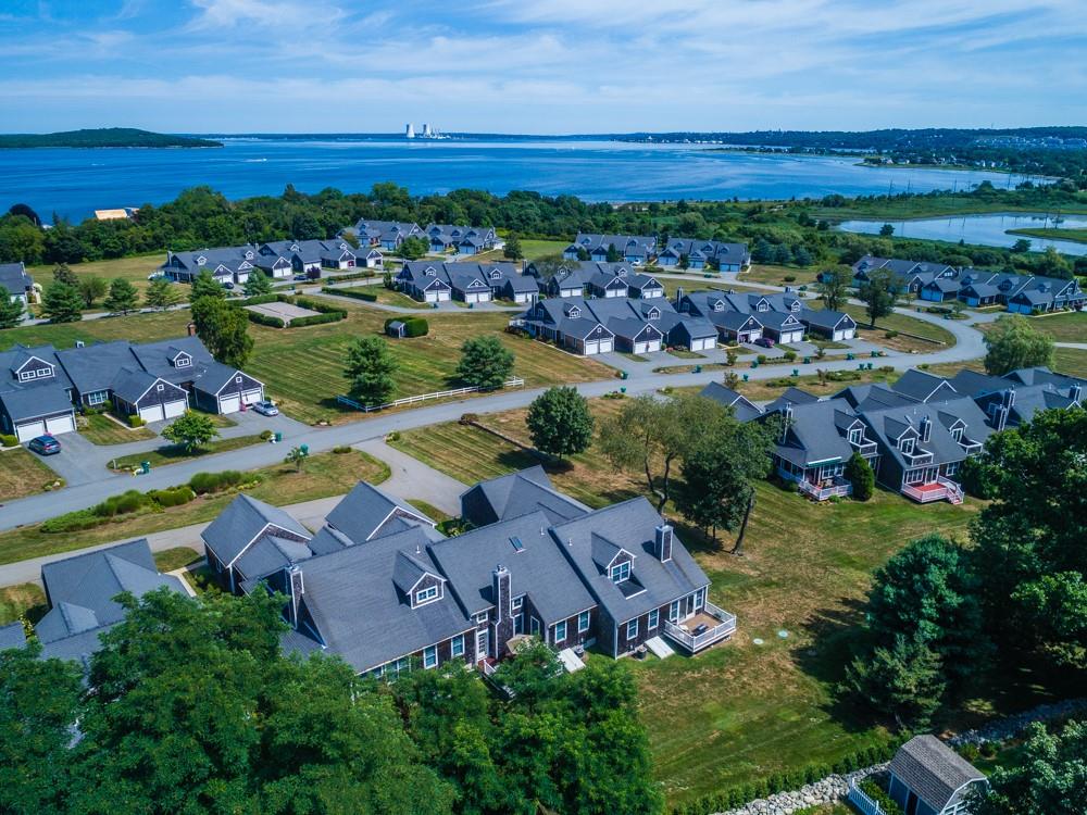 243 Ferry Landing Circle Circle Unit 12 B Property Photo 4