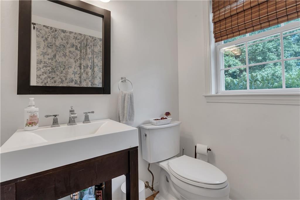 6 Fleuette Drive Property Photo 14