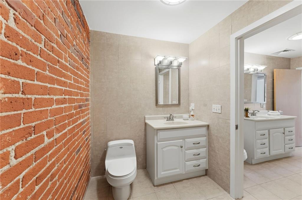 82 Orange Street Unit 3b Property Photo 34