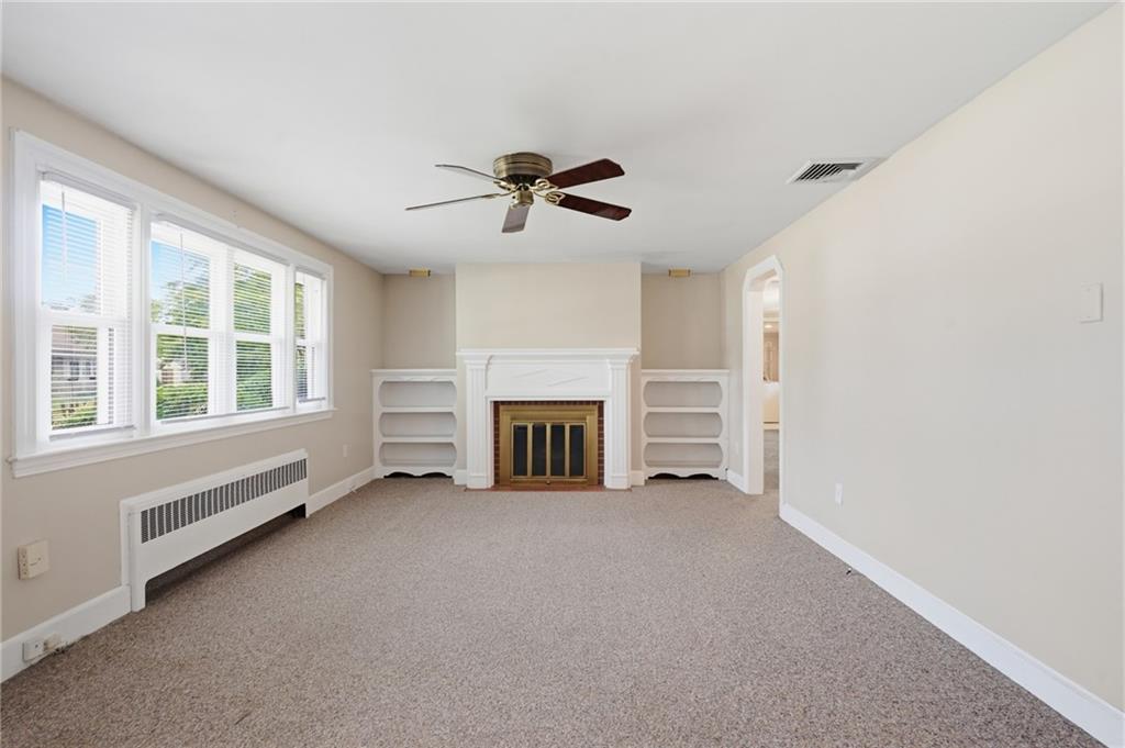54 Winthrop Street Property Photo 5
