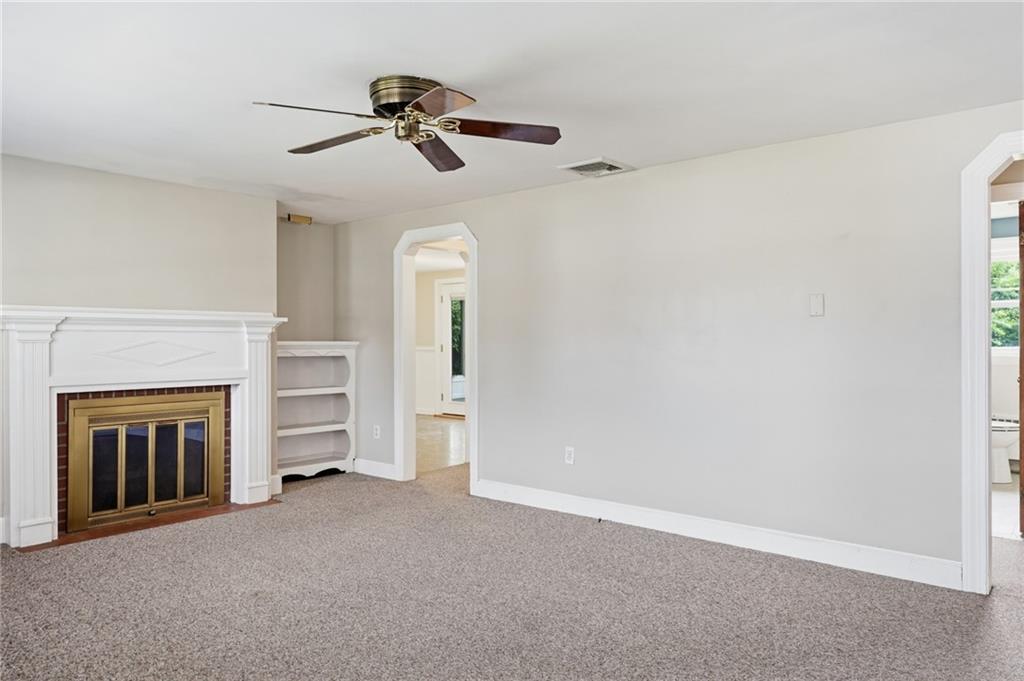 54 Winthrop Street Property Photo 7