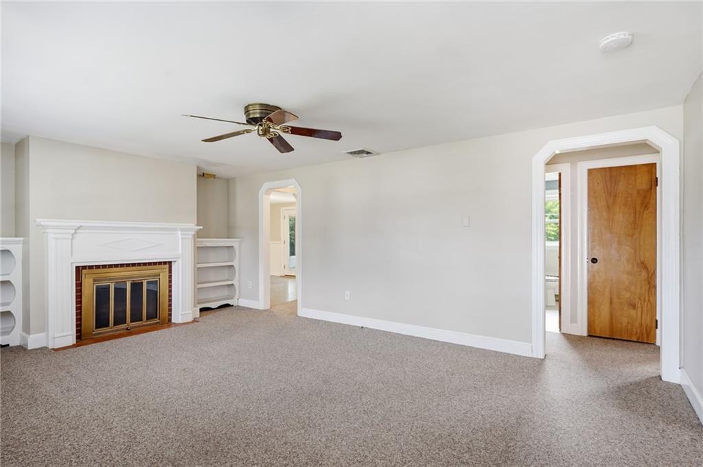 54 Winthrop Street Property Photo 9