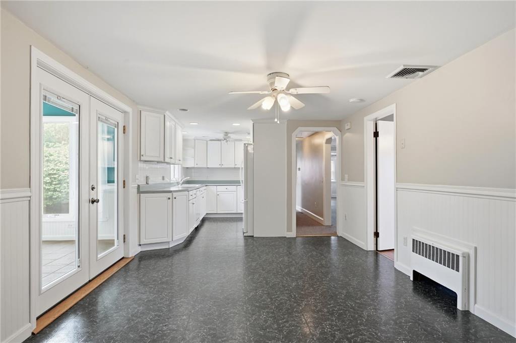 54 Winthrop Street Property Photo 14