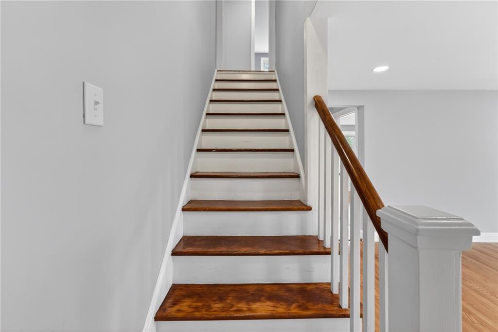 28 Hazard Street Property Photo 6