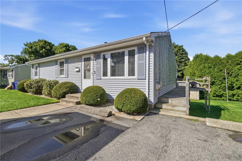 65 Thelma Avenue Property Photo 1
