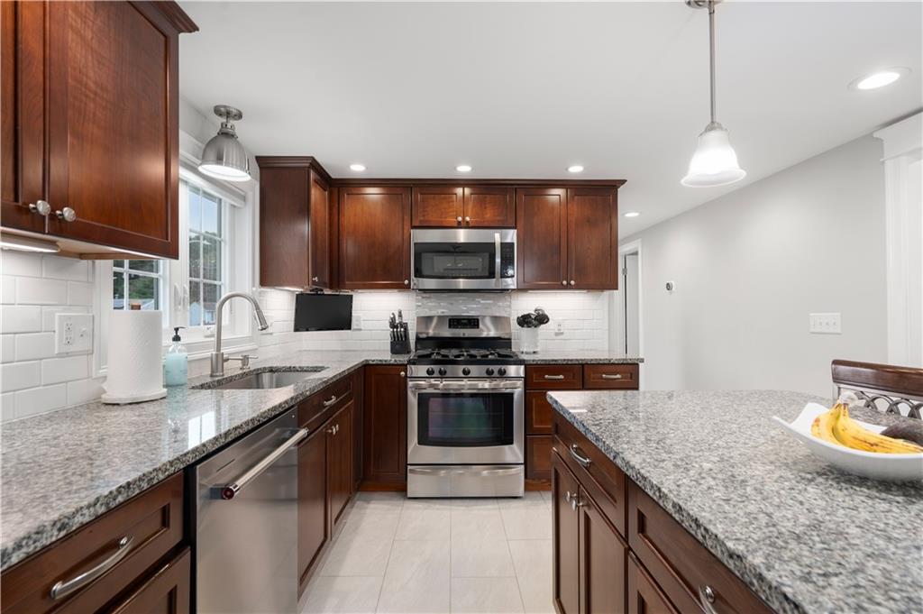 88 Locust Avenue Property Photo 7