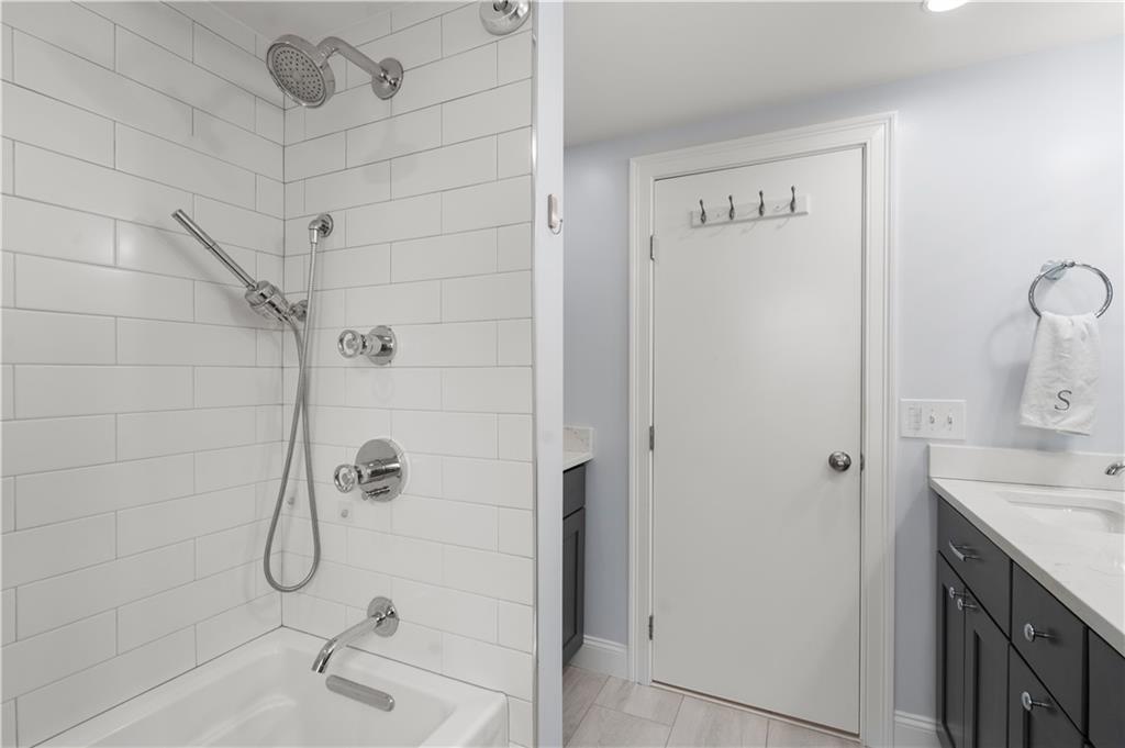 88 Locust Avenue Property Photo 17
