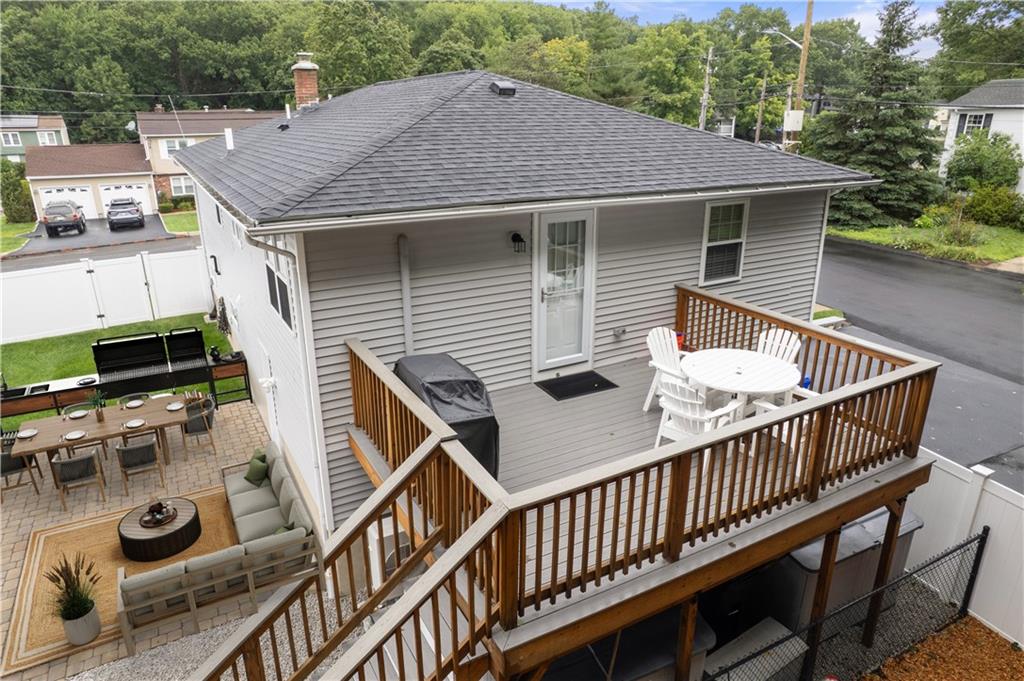 88 Locust Avenue Property Photo 30