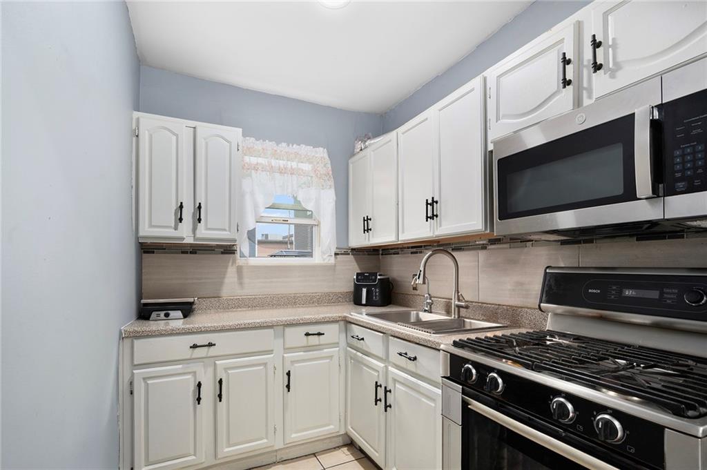141 Burnett Street Property Photo 12