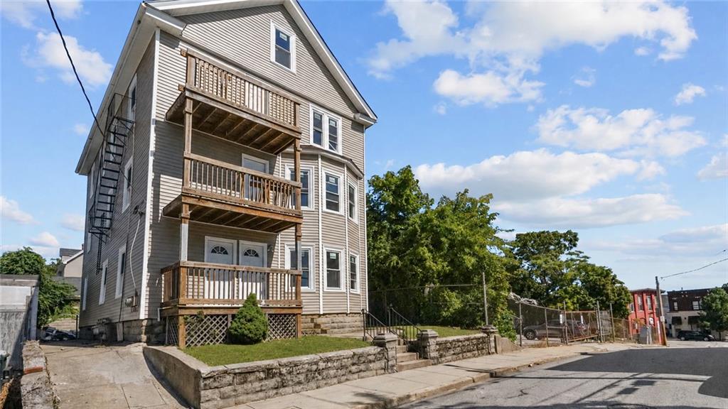 8 Humes Street Property Photo 1
