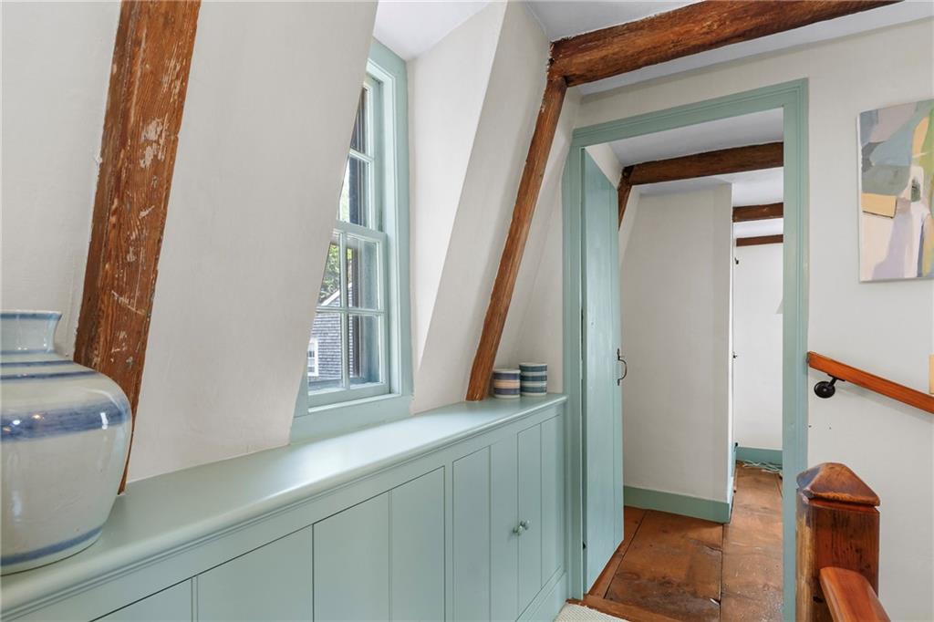 27 William Street Property Photo 26
