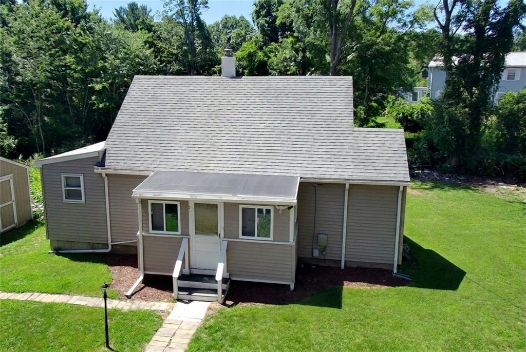 21 Narragansett Road Property Photo 1